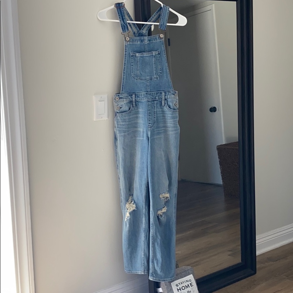 Hollister high rise boyfriend overall